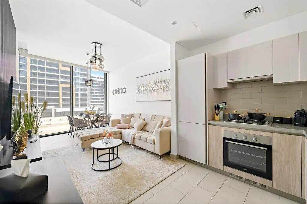 First Class 2Br Lavish Living Dubai 0*,