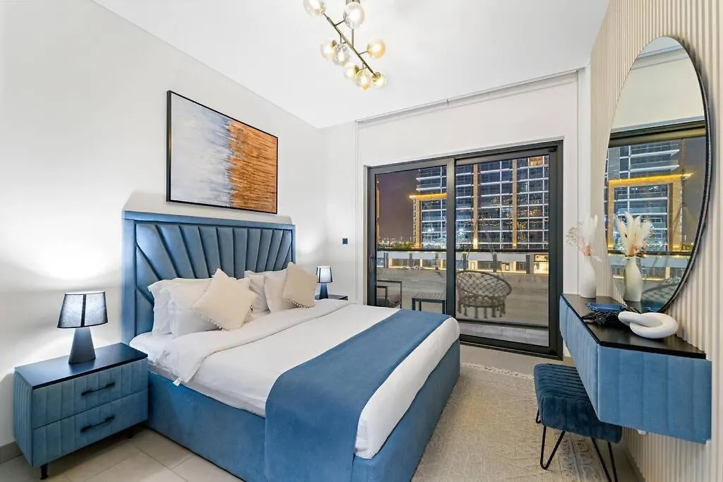 First Class 2Br Lavish Living Dubai Apartment