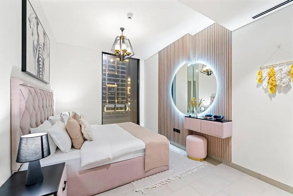 First Class 2Br Lavish Living Dubai 0*,