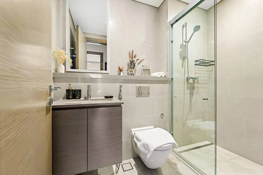 First Class 2Br Lavish Living Dubaj Apartament